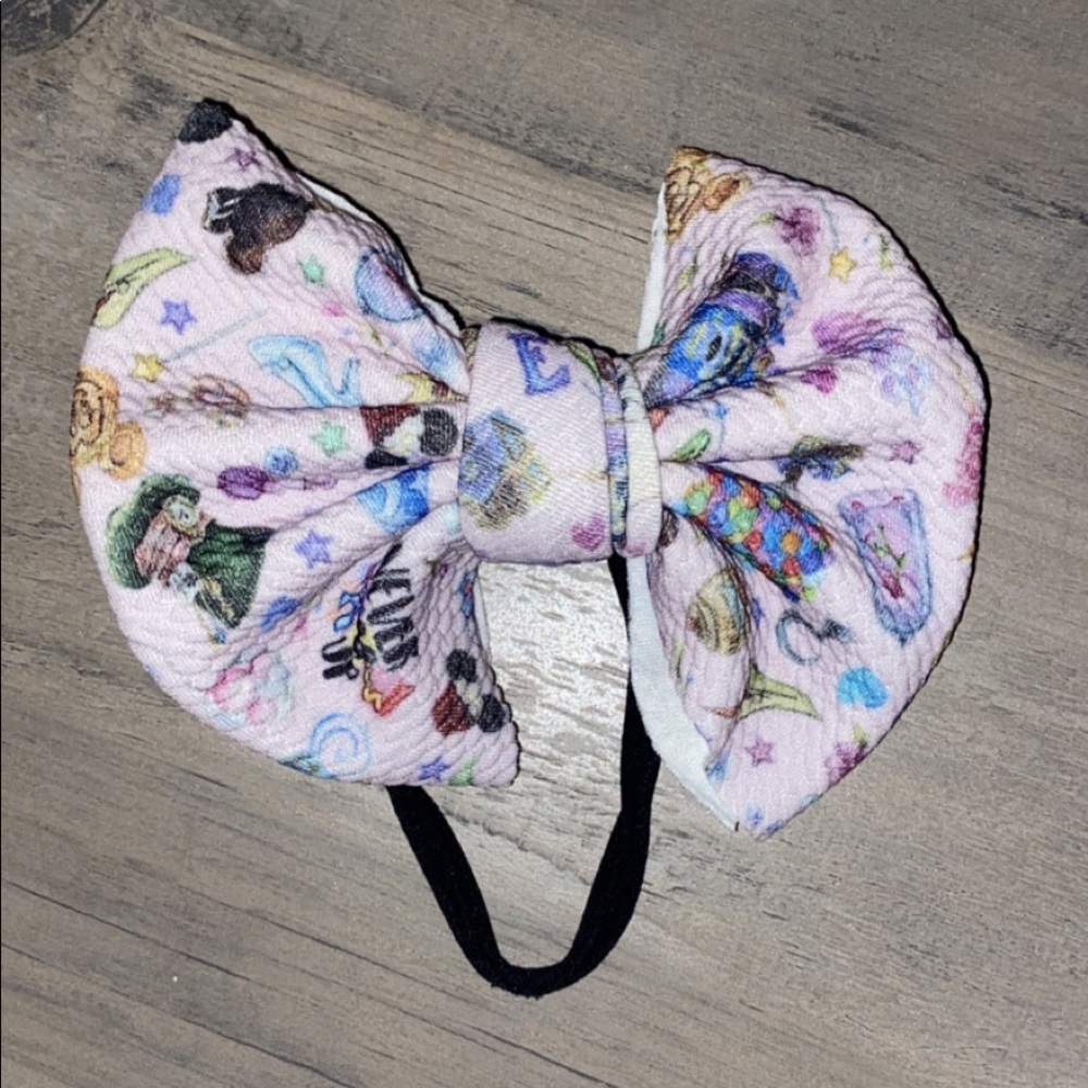 Bows - Picture 4 of 6